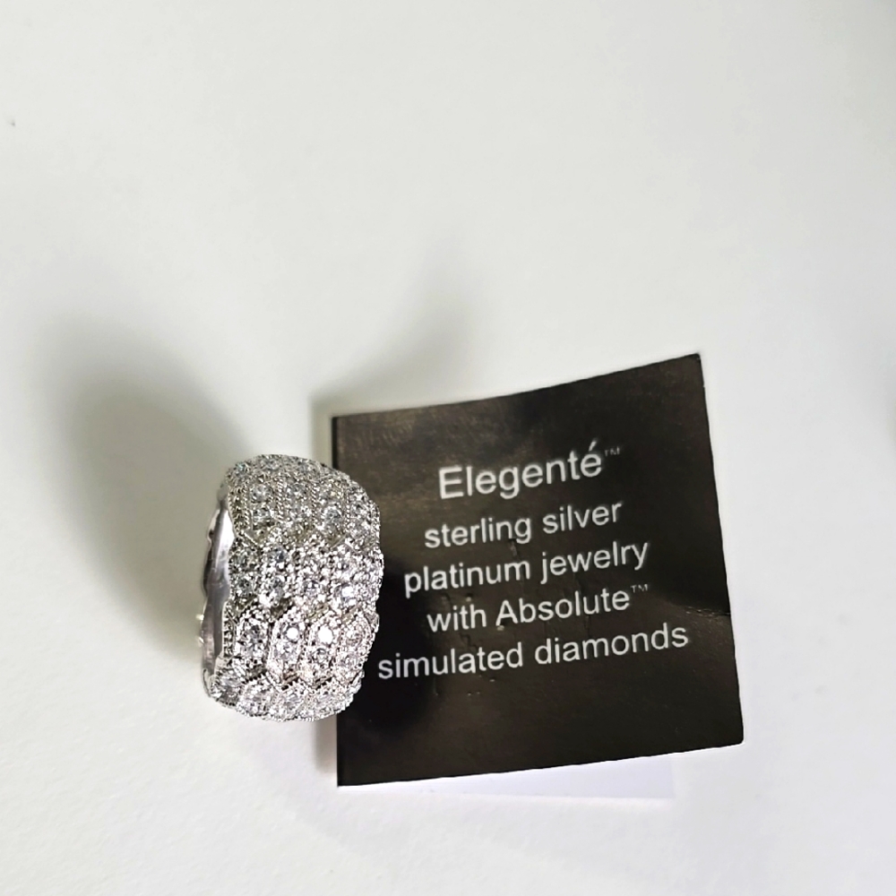 Sterling Silver 925 Ring with Simulated Diamonds